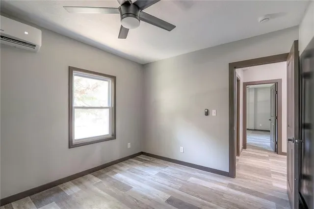 $259,950 | 735 East Devon Street, Independence, MO 64055