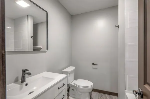 $259,950 | 735 East Devon Street, Independence, MO 64055