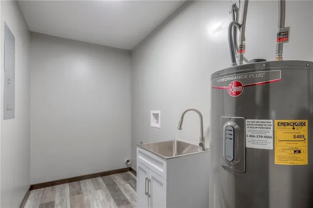 $259,950 | 735 East Devon Street, Independence, MO 64055