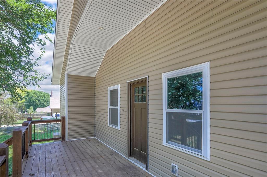 735 East Devon Street Independence, MO 64055 - Photo 4 of 36