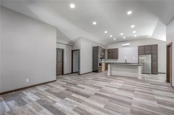 $259,950 | 735 East Devon Street, Independence, MO 64055