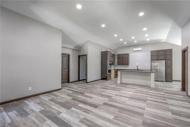 $259,950 | 735 East Devon Street, Independence, MO 64055