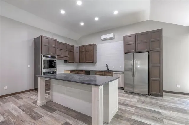 $259,950 | 735 East Devon Street, Independence, MO 64055