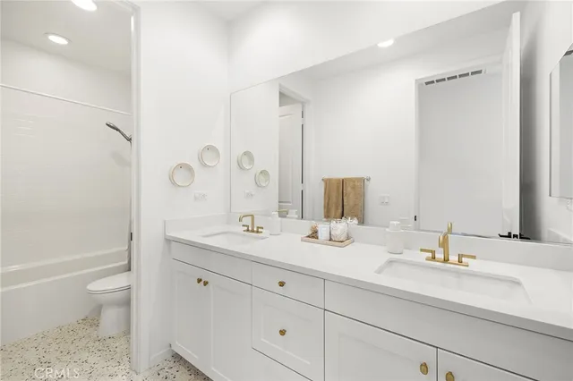 $1,140,000 | 106 Marisol Street, Rancho Mission Viejo, CA 92694