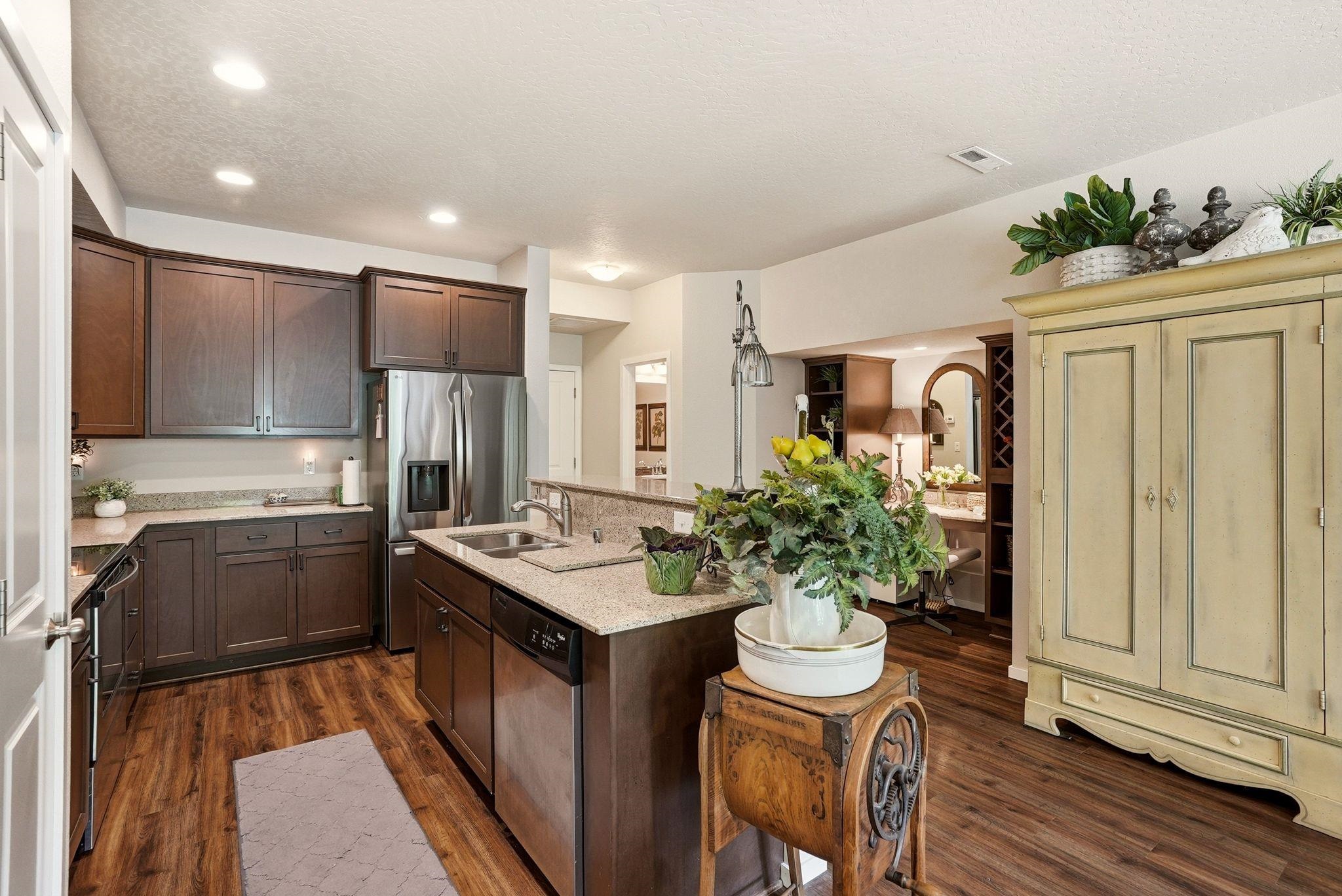 1908 West Summit Parkway Spokane, WA 99201 - Photo 13 of 45