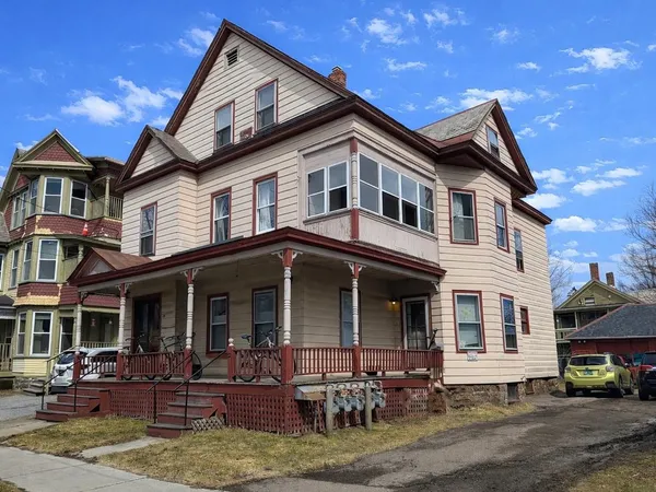 $850,000 | 22-24 Converse Court, Burlington, VT 05401