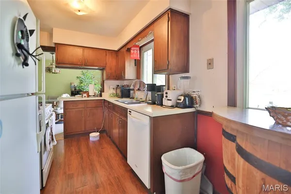 $216,000 | 732 East Lake Drive, Edwardsville, IL 62025