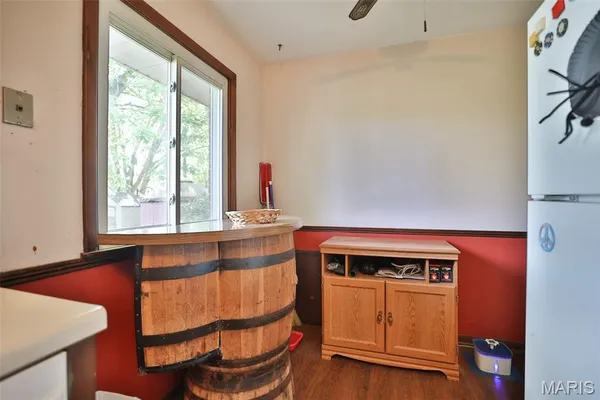 $216,000 | 732 East Lake Drive, Edwardsville, IL 62025