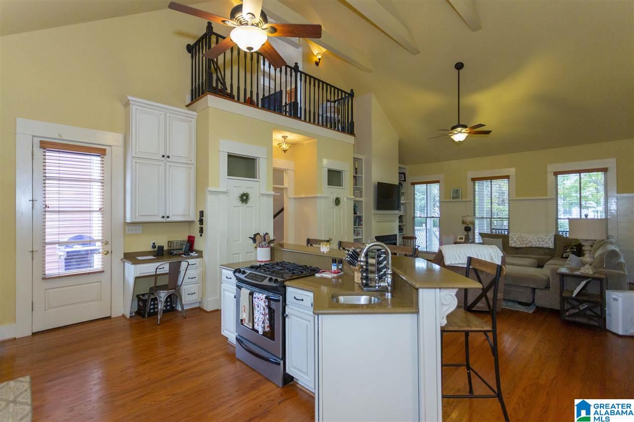 166 Oak Circle Hayden, AL 35079 - Photo 19 of 43