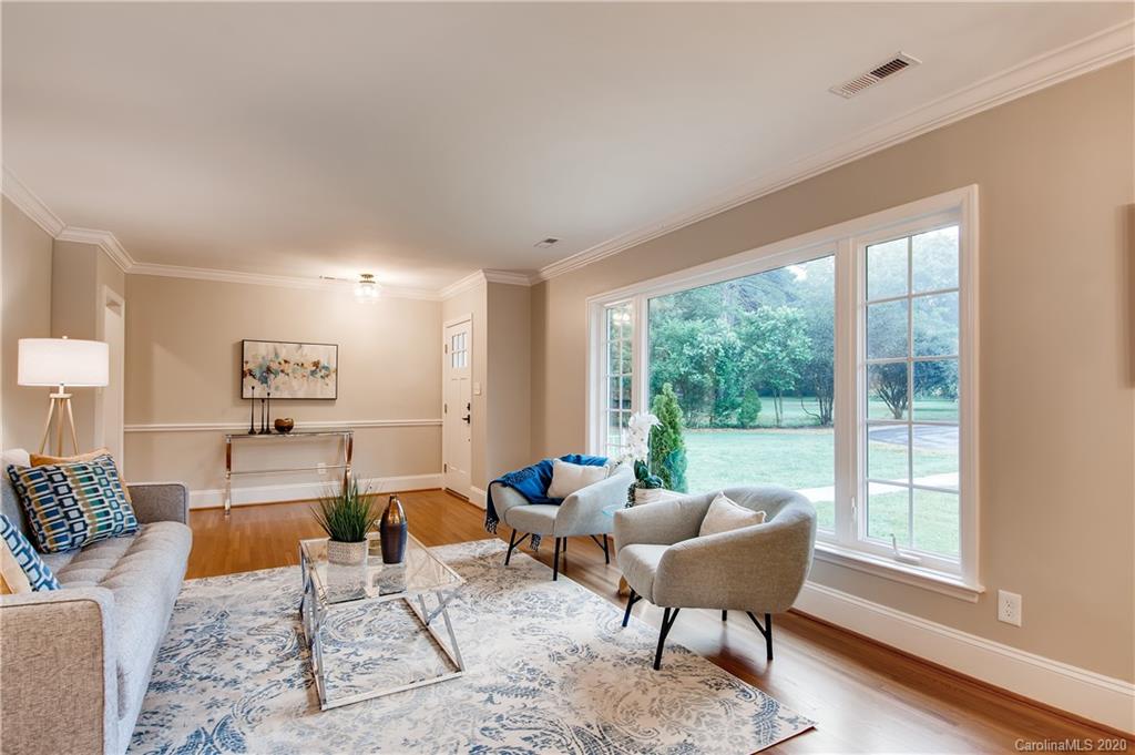 142 Renwick Road Charlotte, NC 28211 - Photo 3 of 28 Gallery Image 3