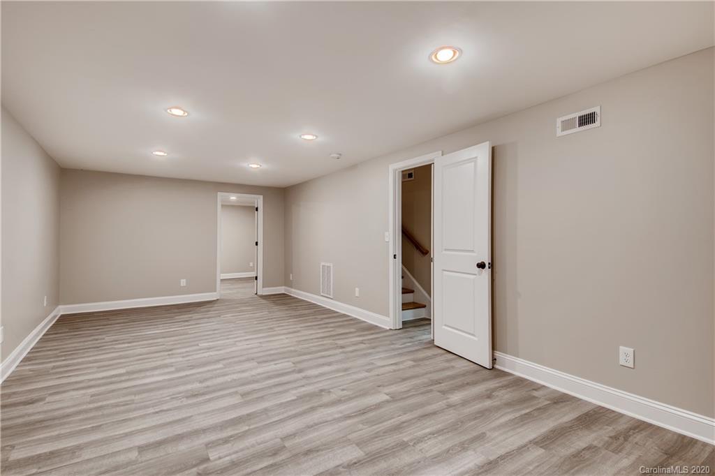 142 Renwick Road Charlotte, NC 28211 - Photo 23 of 28 Gallery Image 23