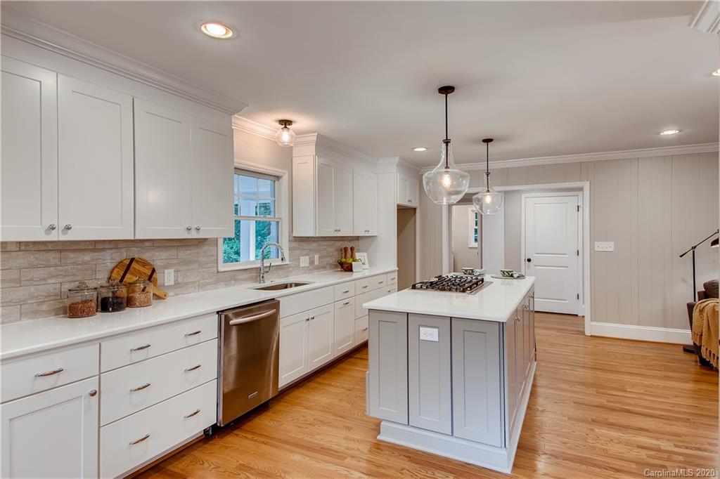 142 Renwick Road Charlotte, NC 28211 - Photo 5 of 28 Gallery Image 5