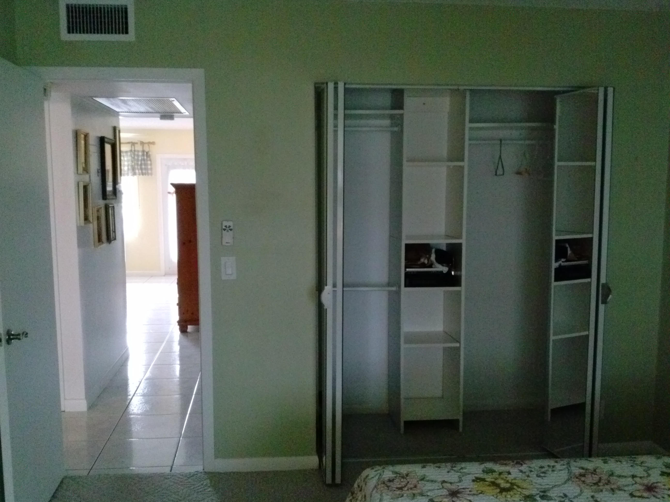 1098 Cornwall East, Unit 1098 Boca Raton, FL 33434 - Photo 16 of 22 MASTER BR 2