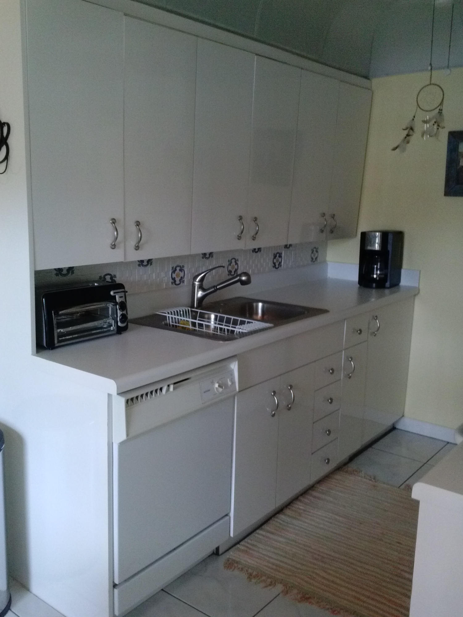 1098 Cornwall East, Unit 1098 Boca Raton, FL 33434 - Photo 4 of 22 Kitchen