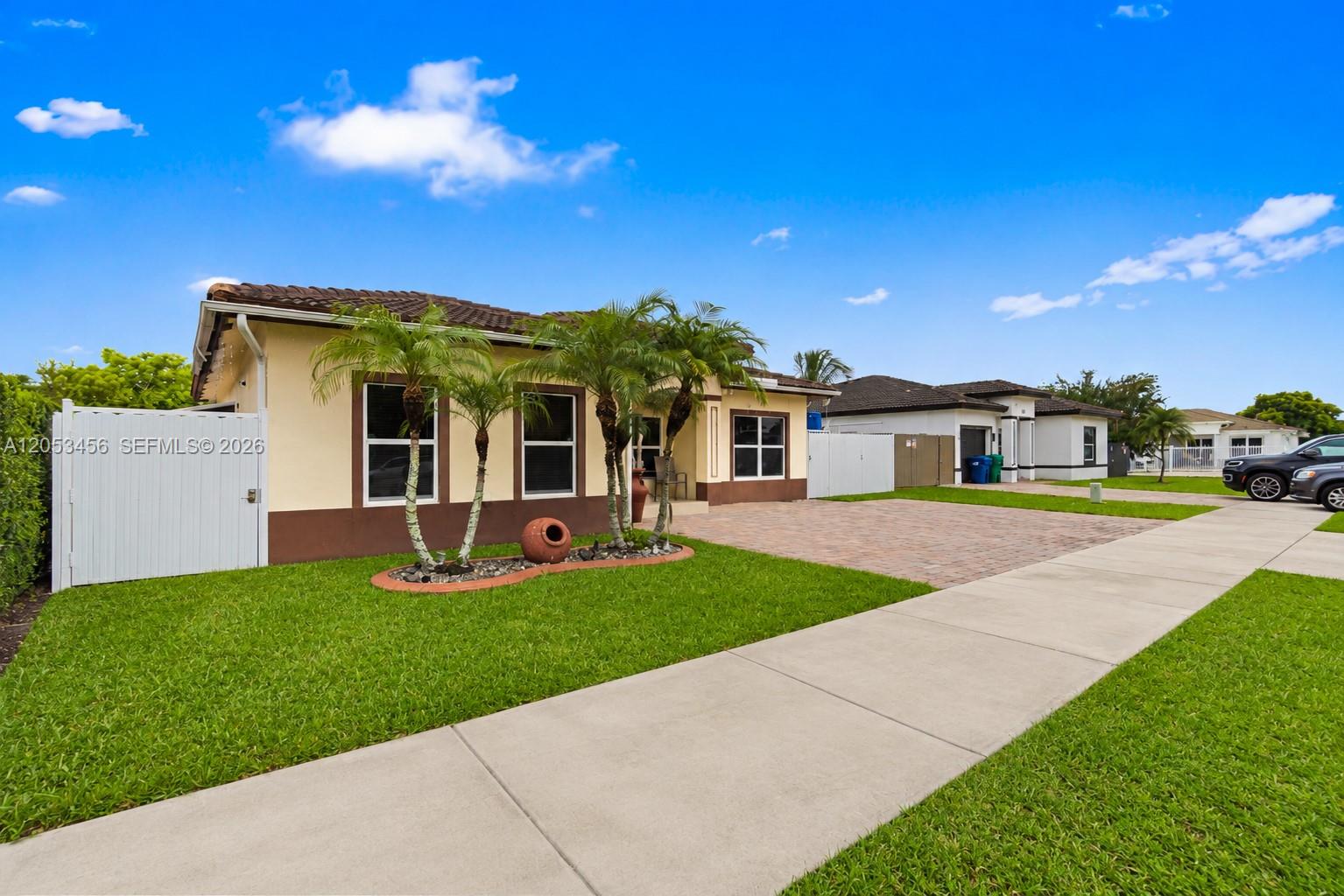 25501 Southwest 132nd Avenue Homestead, FL 33032 - Photo 2 of 37