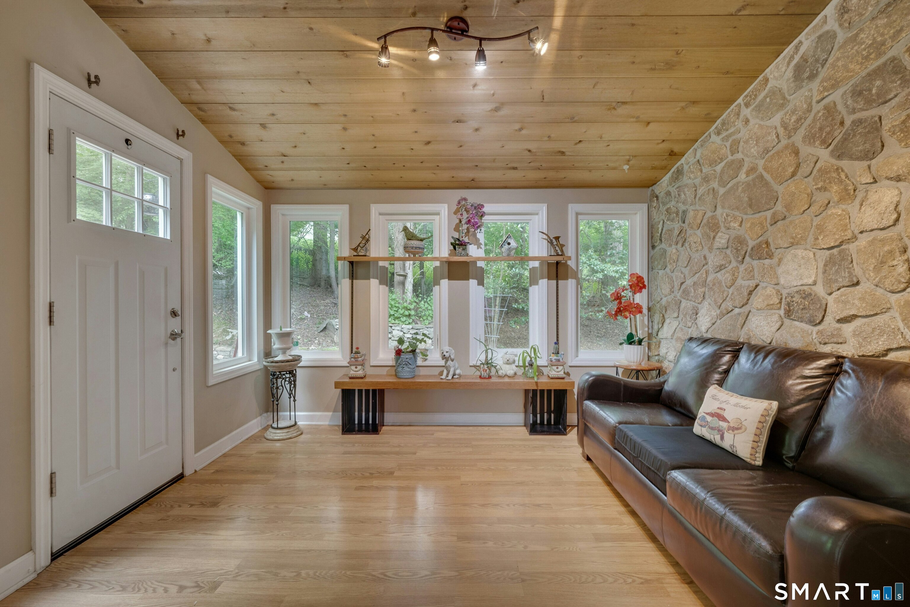 450 Westover Road Stamford, CT 06902 - Photo 8 of 29