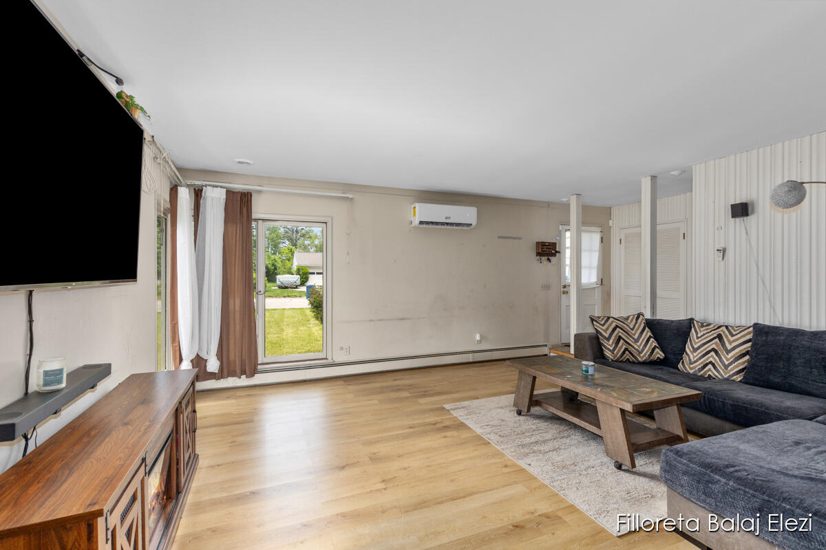 421 Sunview Avenue Portage, MI 49002 - Photo 6 of 40 IMG_1005