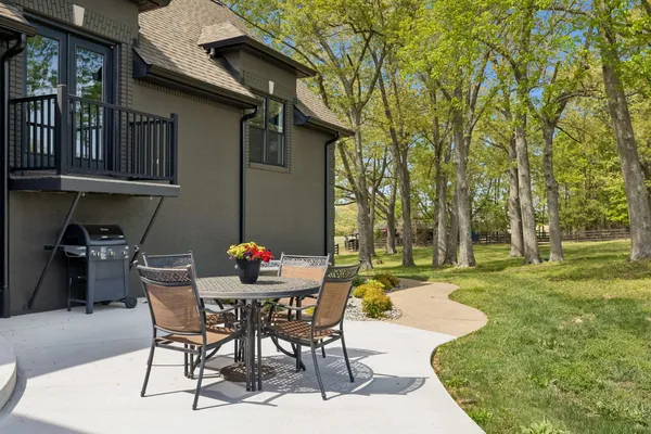 $1,695,000 | 8838 Byrum Chapel Road, Portland, TN 37148