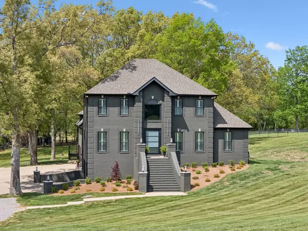 $1,695,000 | 8838 Byrum Chapel Road, Portland, TN 37148