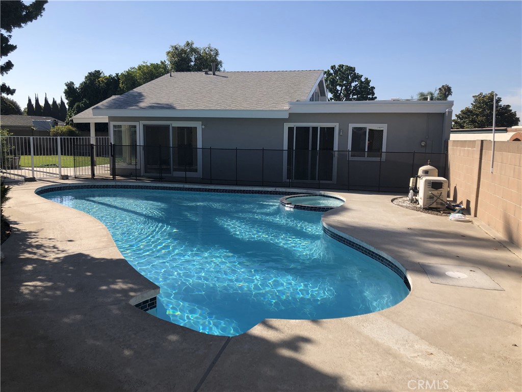 1037 Violet Circle Placentia, CA 92870 - Photo 14 of 20