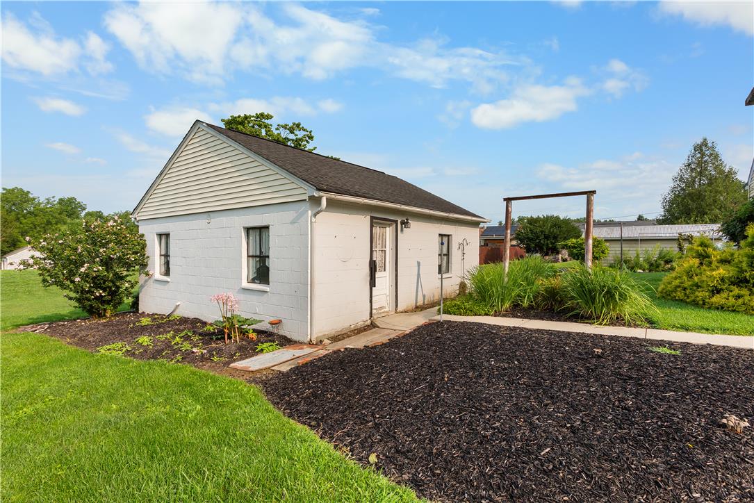 2882 Alms House Road Nazareth, PA 18064 - Photo 17 of 28 Gallery Image 17