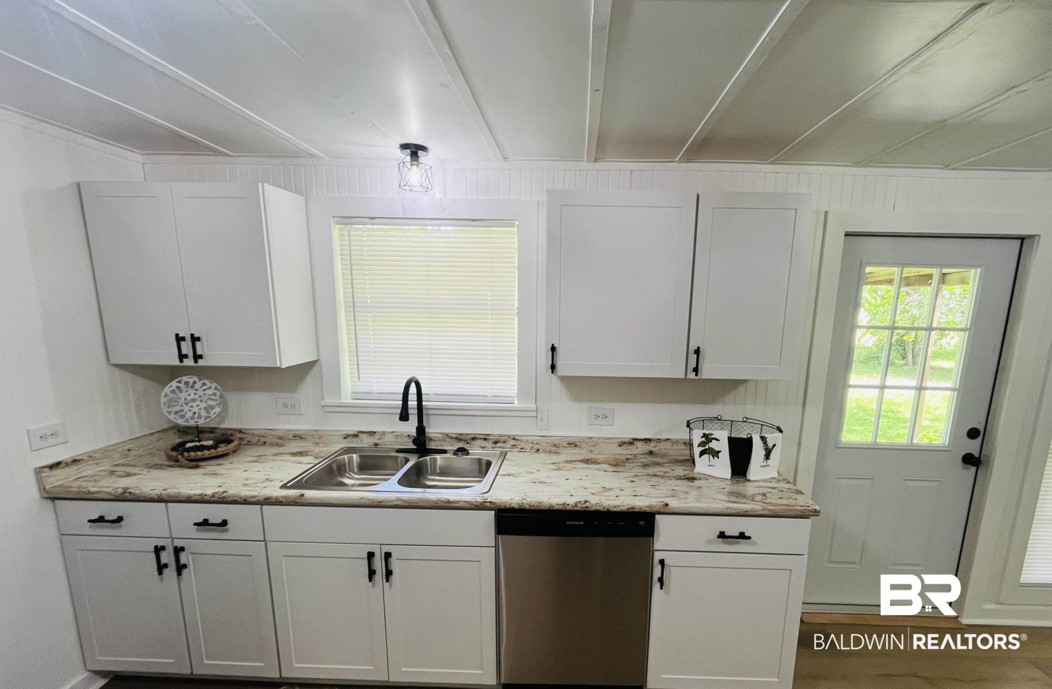 16799 Hinote Glass Road Loxley, AL 36551 - Photo 15 of 25 Gallery Image 15