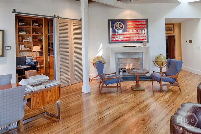 $5,200,000 | 232 East Broughton Street, Savannah, GA 31401