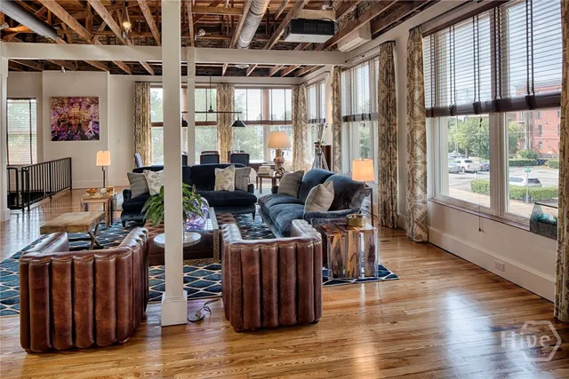 $5,200,000 | 232 East Broughton Street, Savannah, GA 31401