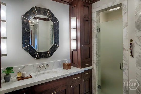 $5,200,000 | 232 East Broughton Street, Savannah, GA 31401