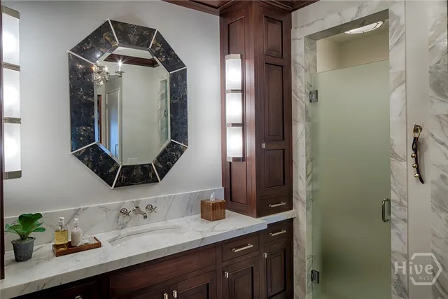 $5,200,000 | 232 East Broughton Street, Savannah, GA 31401