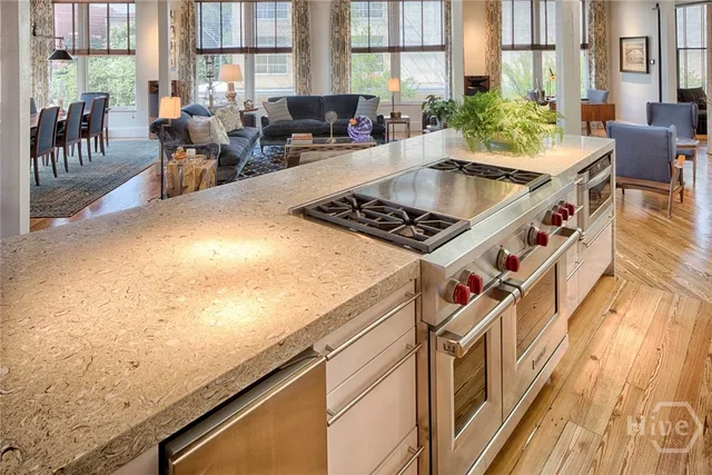 $5,200,000 | 232 East Broughton Street, Savannah, GA 31401