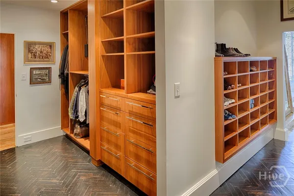 $5,200,000 | 232 East Broughton Street, Savannah, GA 31401