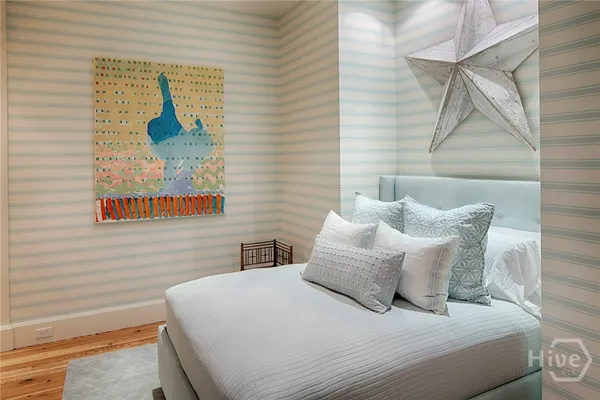 $5,200,000 | 232 East Broughton Street, Savannah, GA 31401