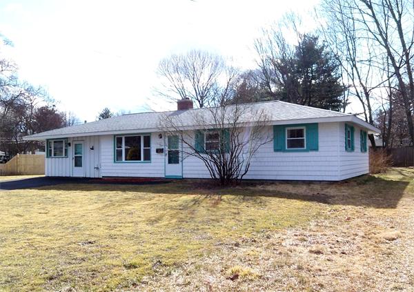 33 Fairbrook Road Framingham, MA 01701 - Photo 3 of 16 Gallery Image 3