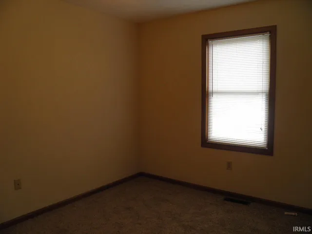 $895 | 5243 Raubs Lane, Bloomington, IN 47404