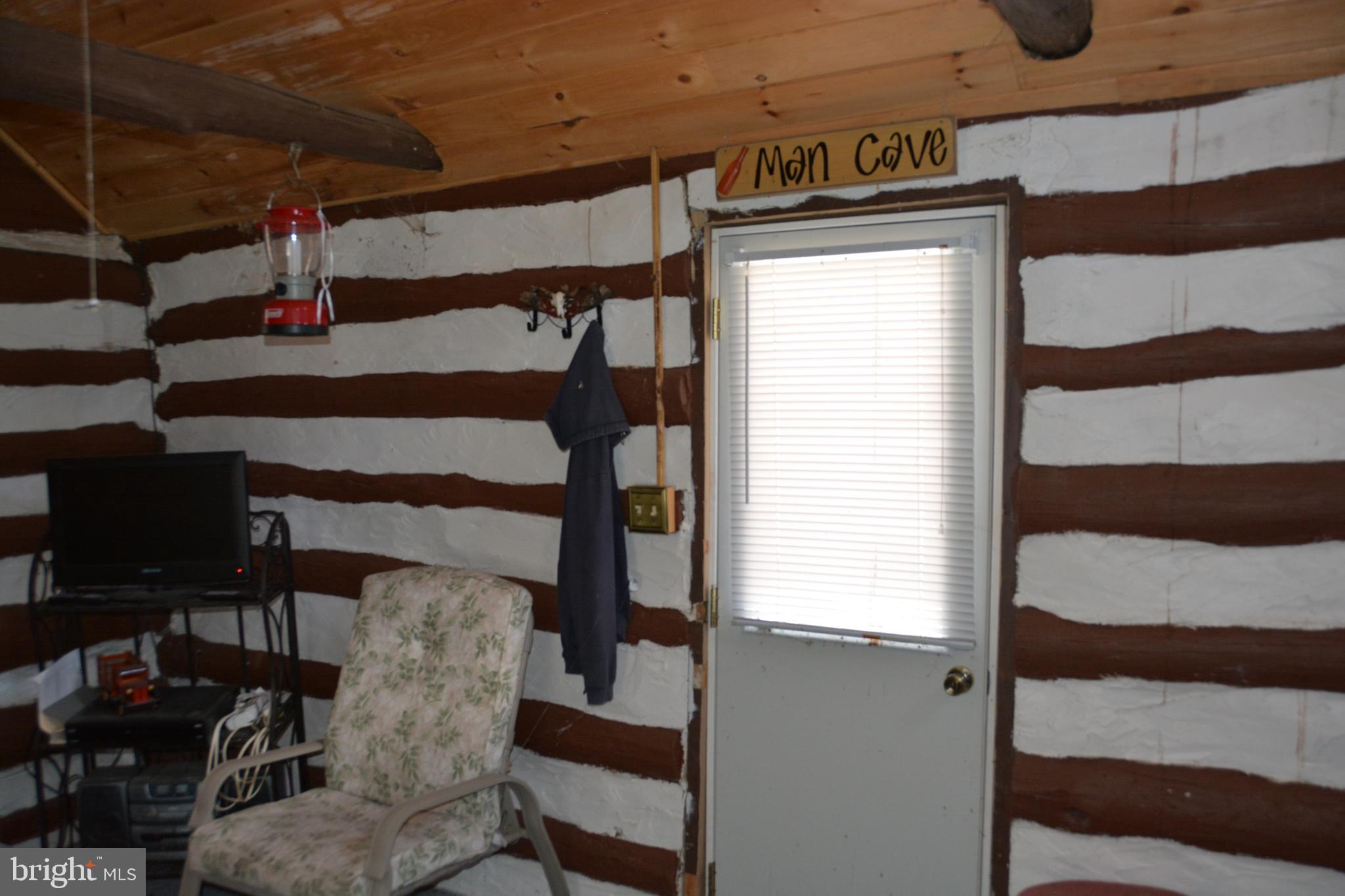428 Sawlog Road Gore, VA 22637 - Photo 17 of 38 Gallery Image 17