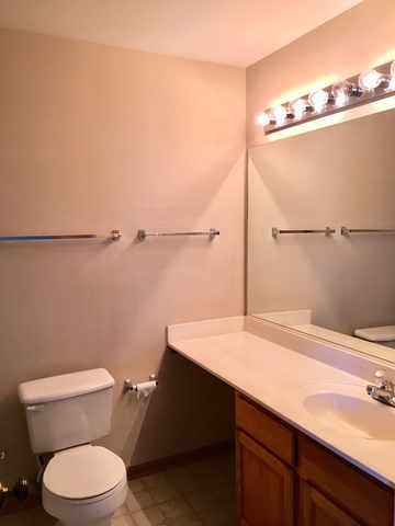 2860 Rutland Circle Naperville, IL 60564 - Photo 10 of 12