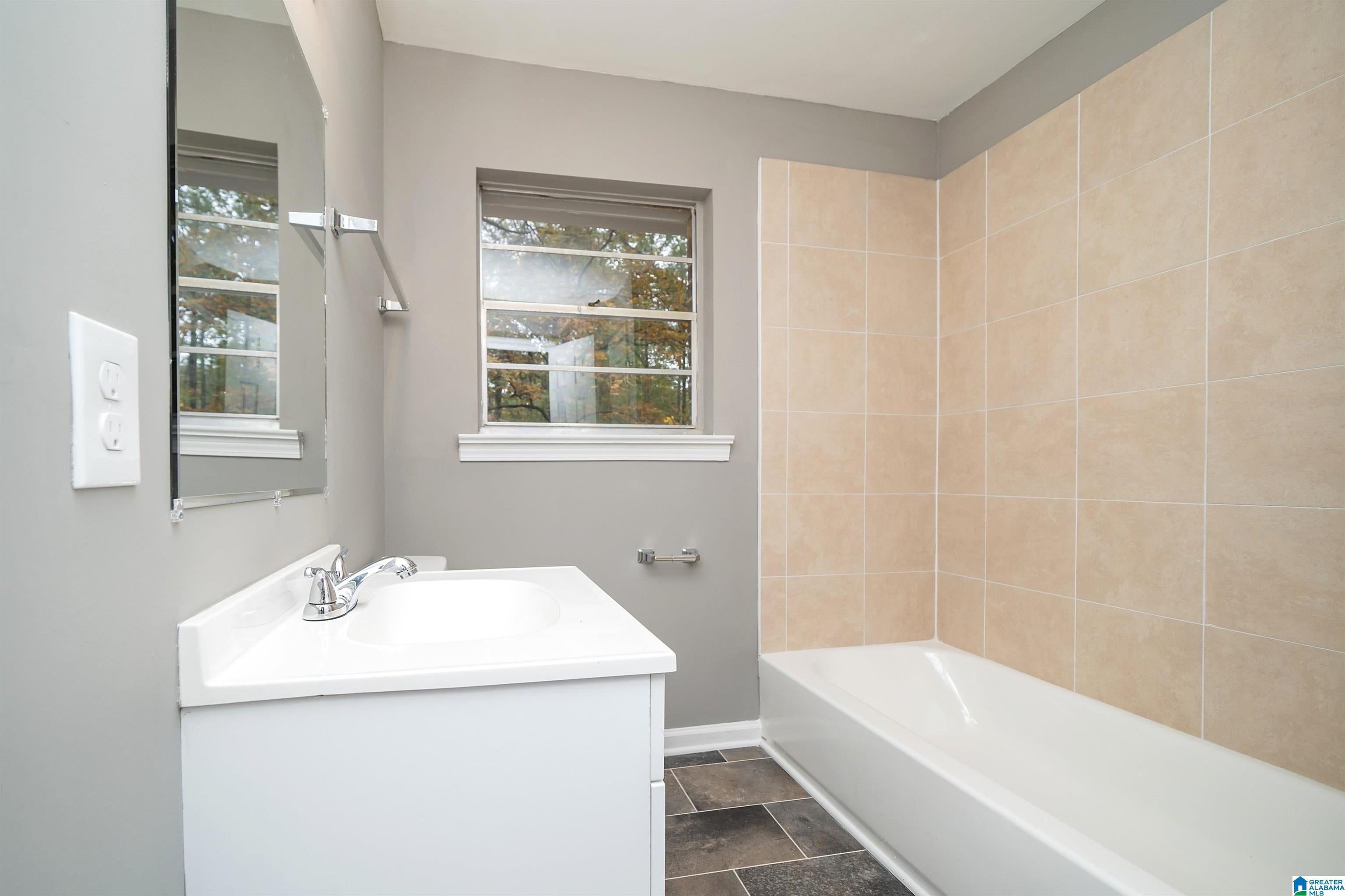 13050 Alpine Circle Lake View, AL 35111 - Photo 17 of 19 Gallery Image 17