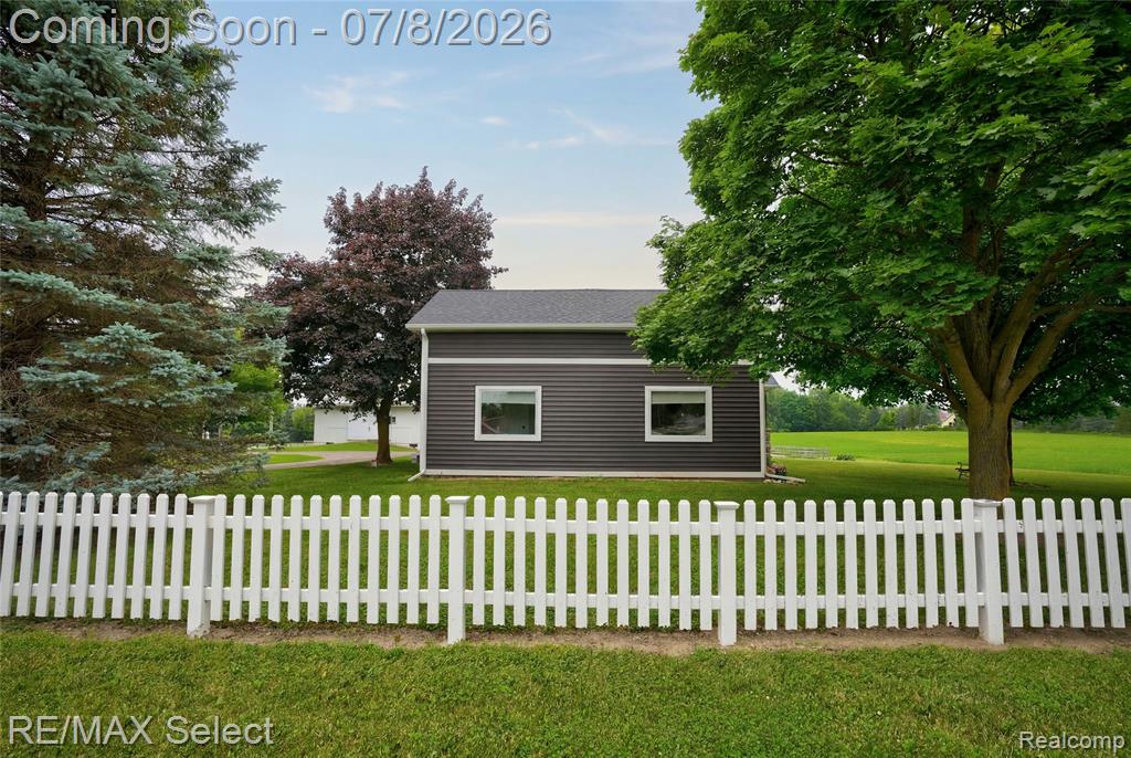 11025 Davison Road Davison, MI 48423 - Photo 9 of 75 Gallery Image 9