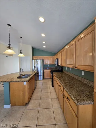 $3,295 | 8244 West Gilmore Avenue, Las Vegas, NV 89129