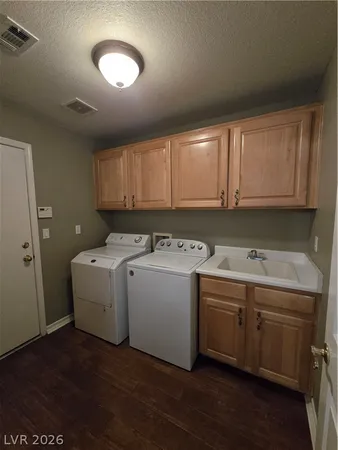 $3,295 | 8244 West Gilmore Avenue, Las Vegas, NV 89129