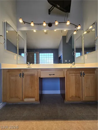 $3,295 | 8244 West Gilmore Avenue, Las Vegas, NV 89129