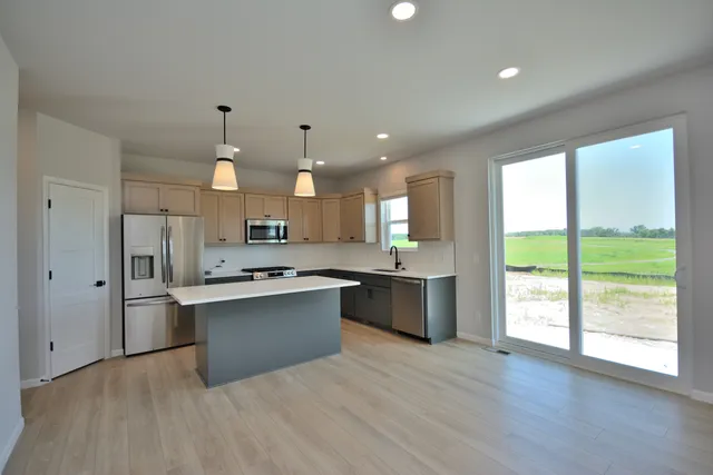 $634,900 | 1299 Arrowood Circle West, Oconomowoc, WI 53066