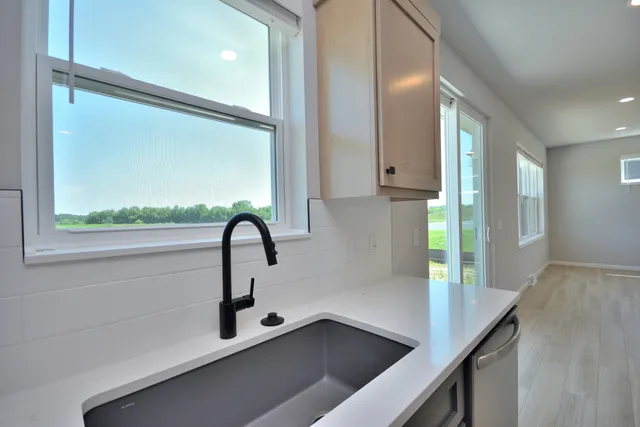 $634,900 | 1299 Arrowood Circle West, Oconomowoc, WI 53066