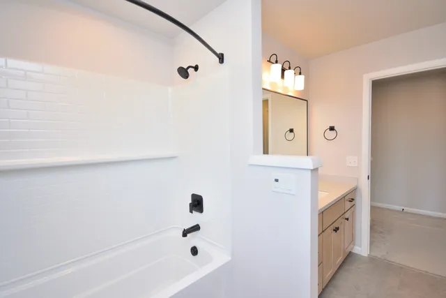 $634,900 | 1299 Arrowood Circle West, Oconomowoc, WI 53066