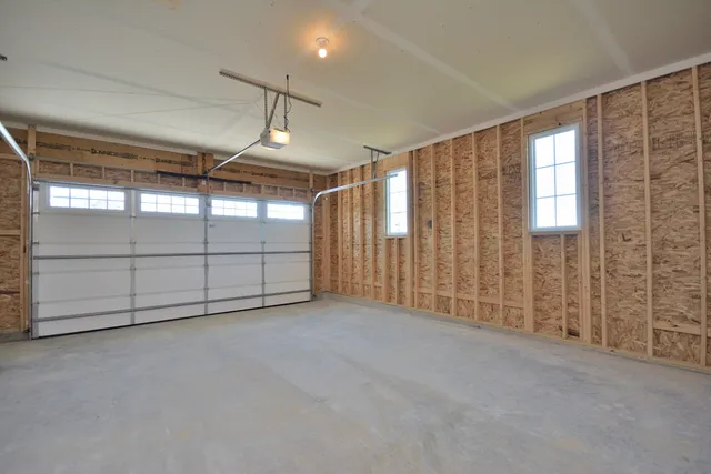 $634,900 | 1299 Arrowood Circle West, Oconomowoc, WI 53066