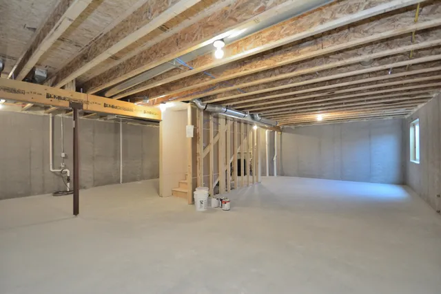 $634,900 | 1299 Arrowood Circle West, Oconomowoc, WI 53066