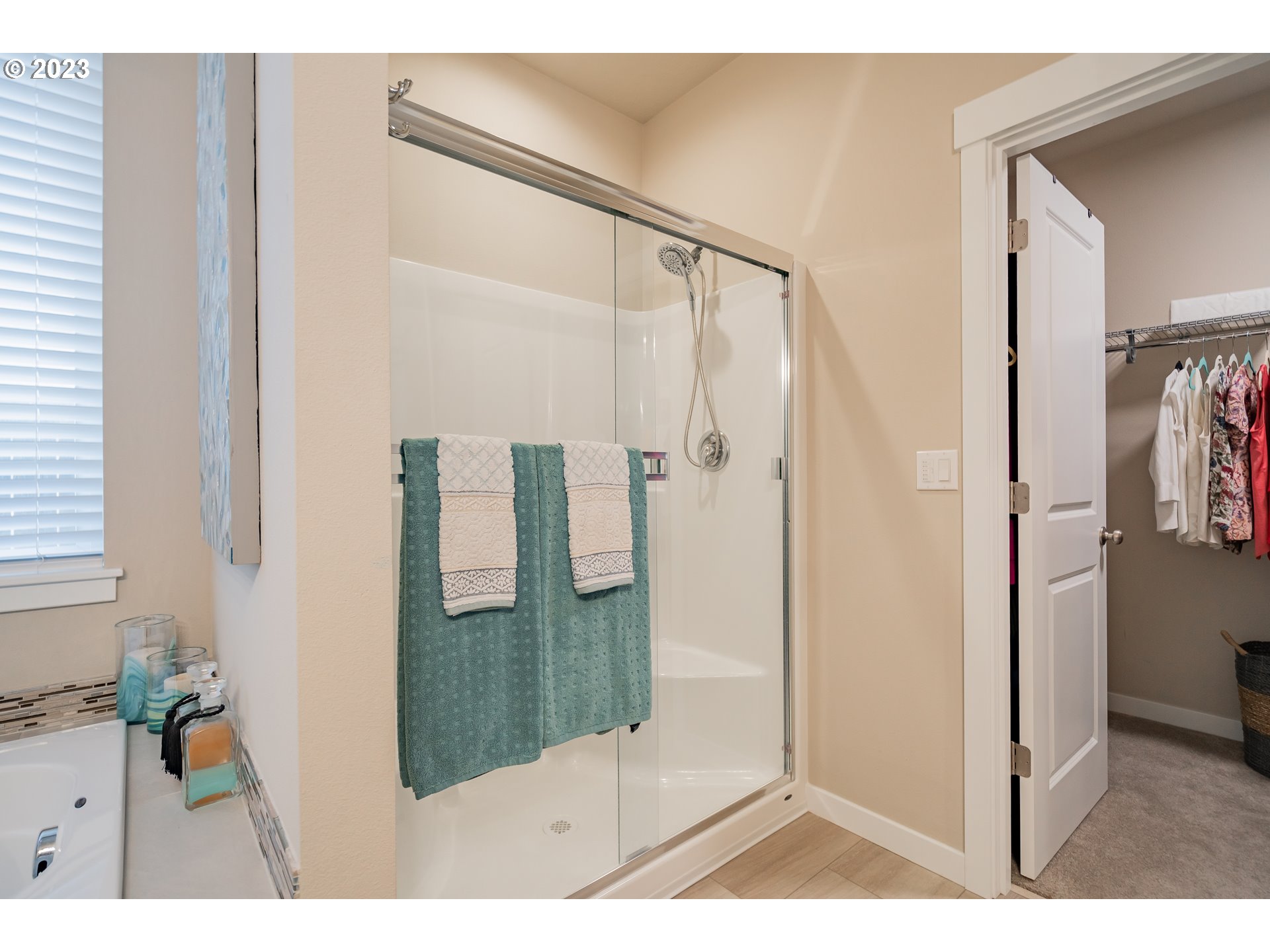 8518 North 1st Street Ridgefield, WA 98642 - Photo 22 of 41 a bathroom with a shower