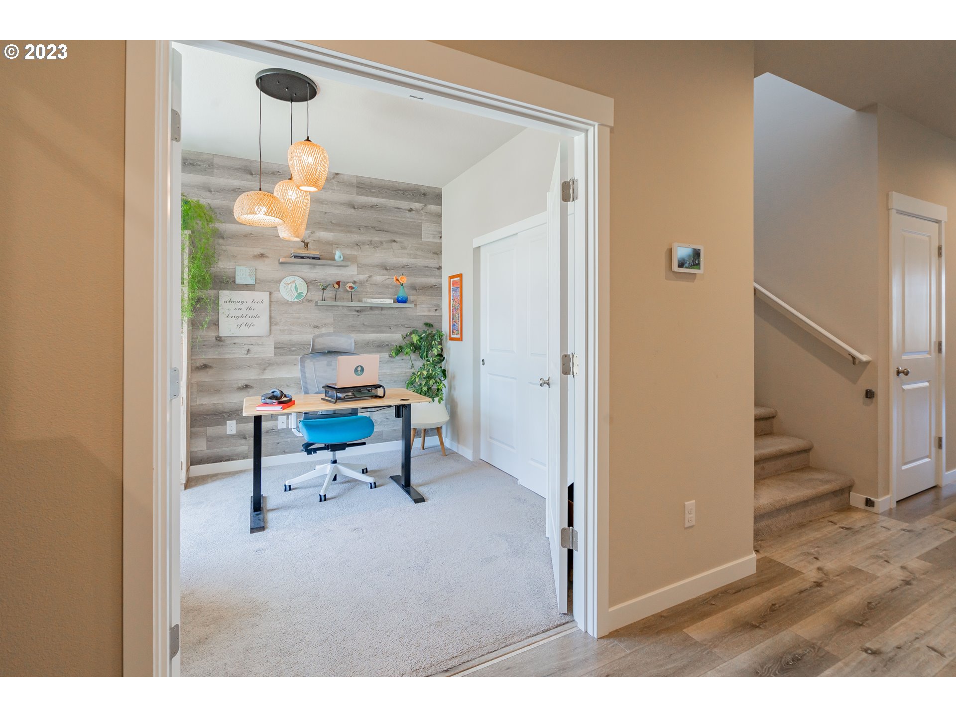 8518 North 1st Street Ridgefield, WA 98642 - Photo 3 of 41 a view of livingroom with furniture and window