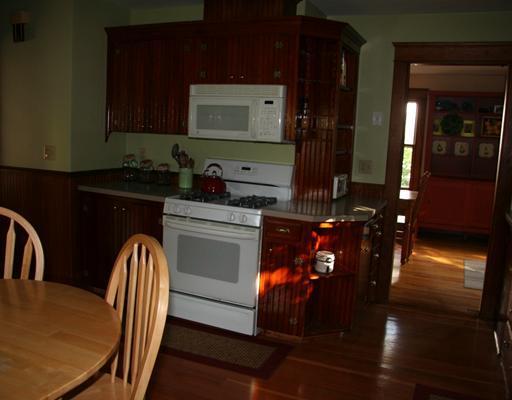 24 Keswick Road South Portland, ME 04106 - Photo 11 of 23 Kitchen.
